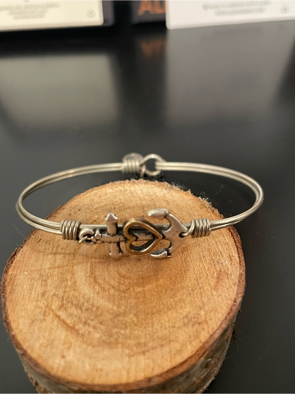 L+D anchor bracelet